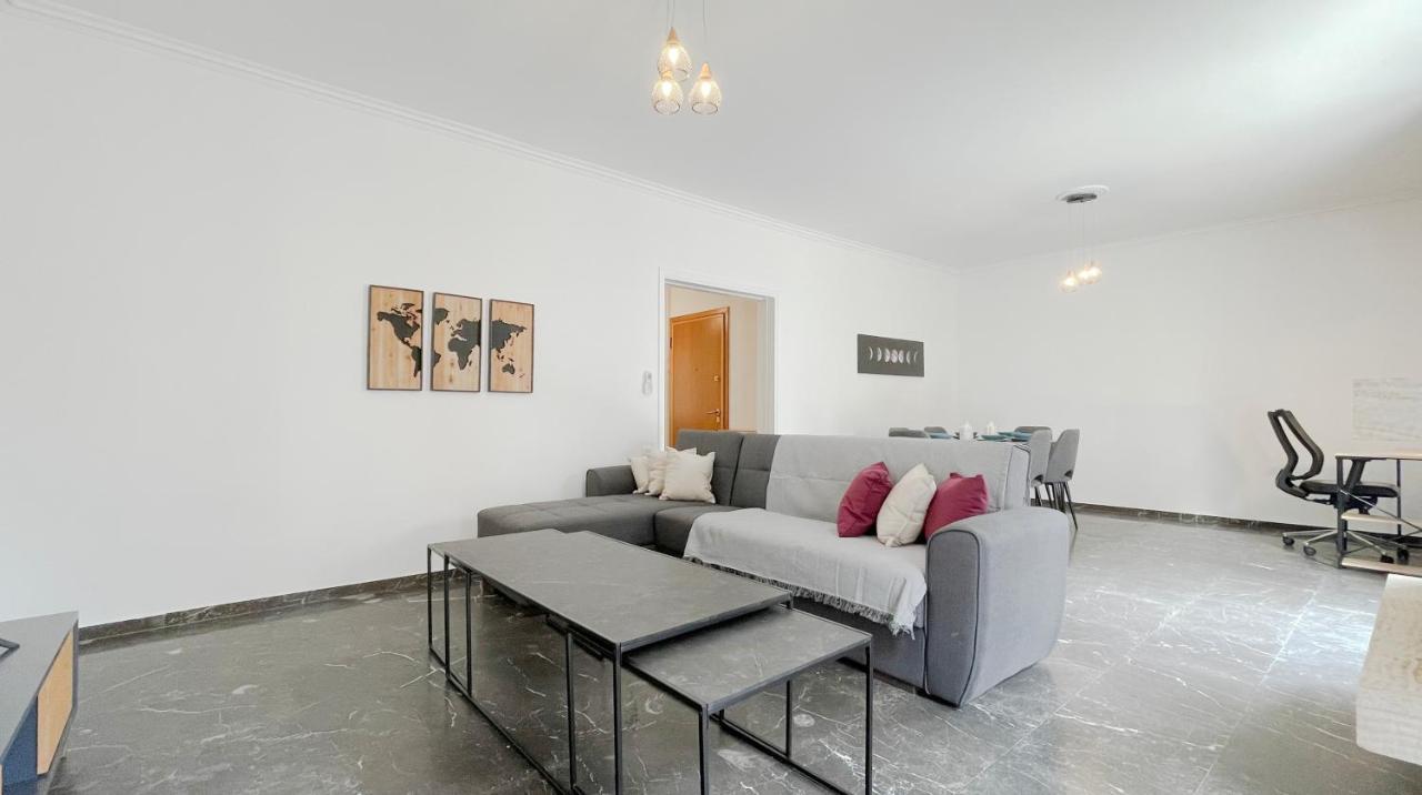 Ferienwohnung Filis Sunny 80Sqm Apt In Viktoria Athen Exterior foto