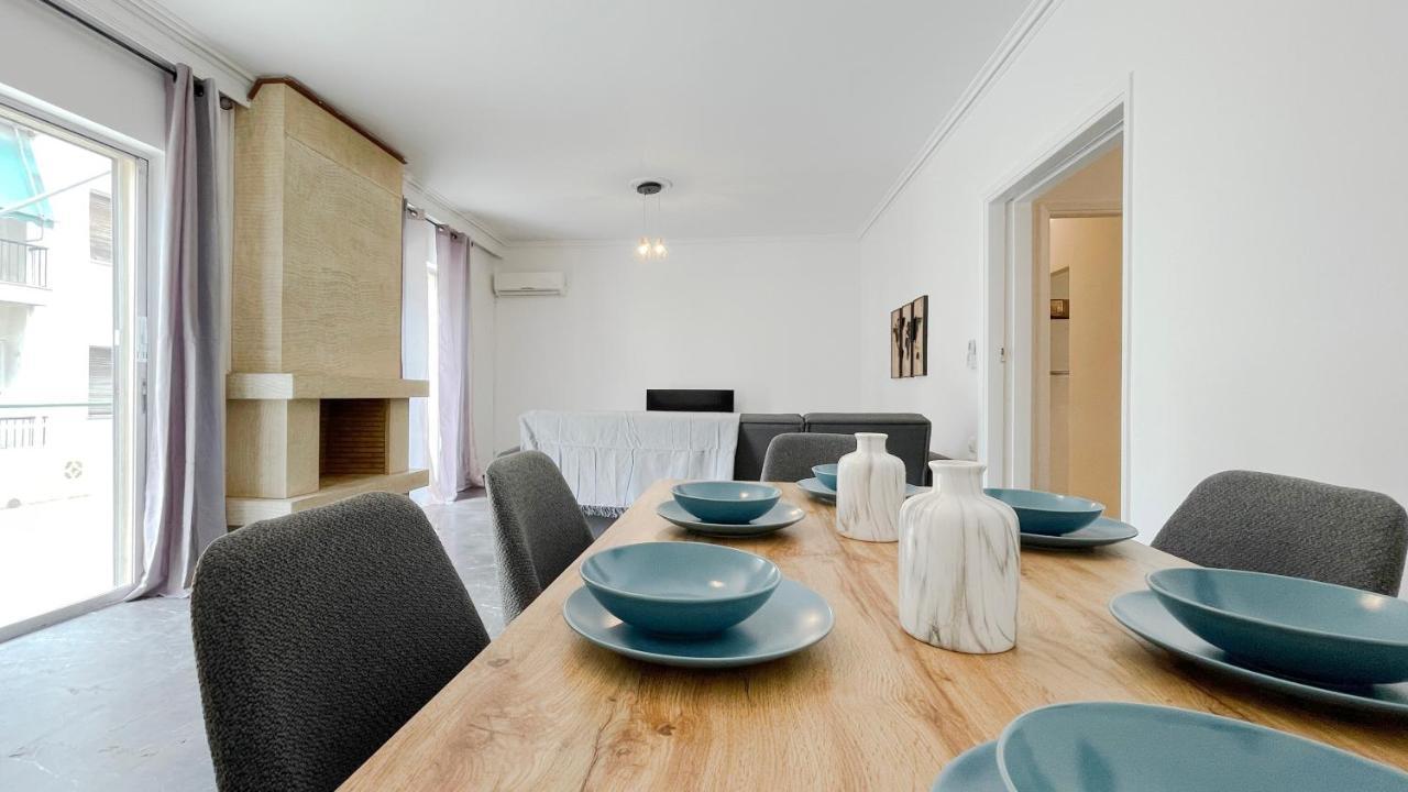 Ferienwohnung Filis Sunny 80Sqm Apt In Viktoria Athen Exterior foto