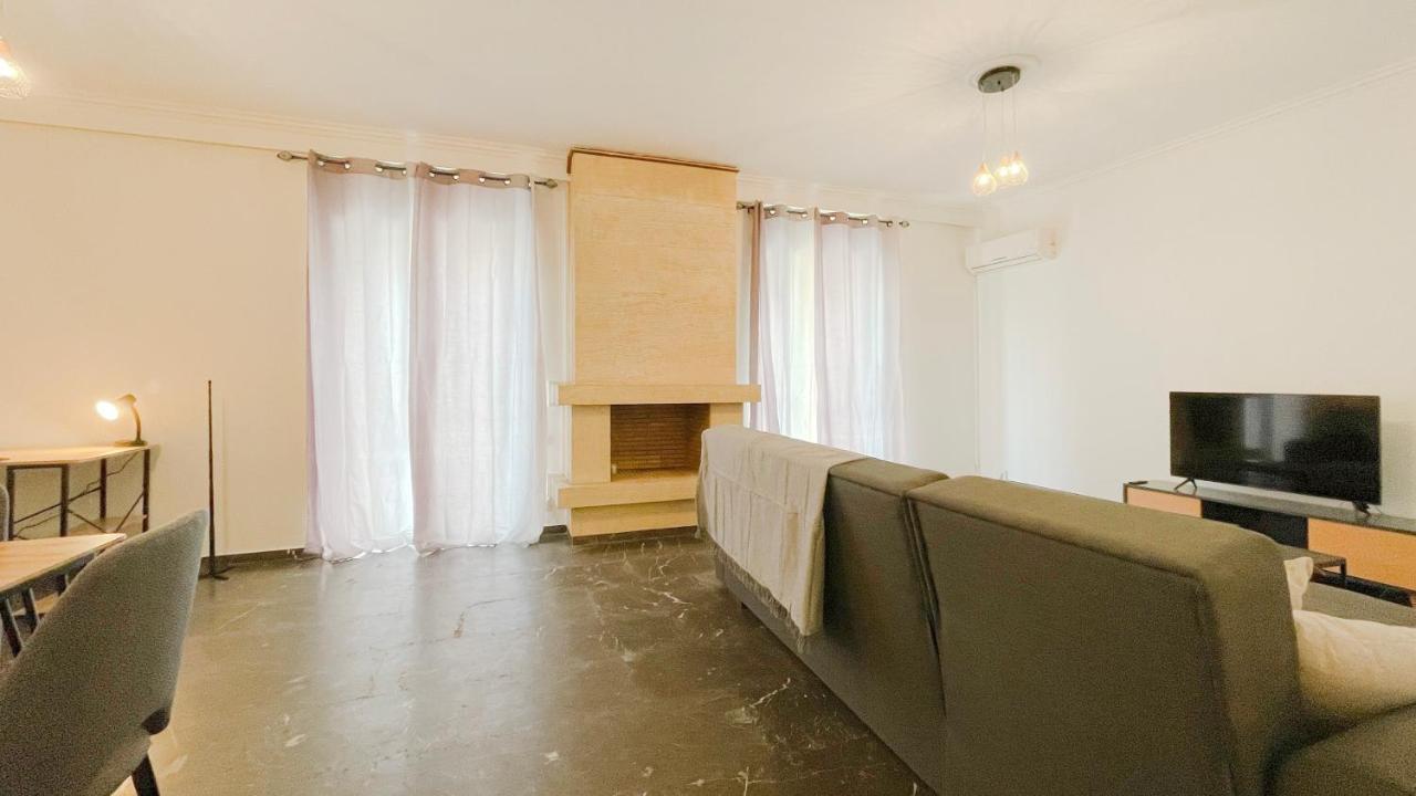 Ferienwohnung Filis Sunny 80Sqm Apt In Viktoria Athen Exterior foto